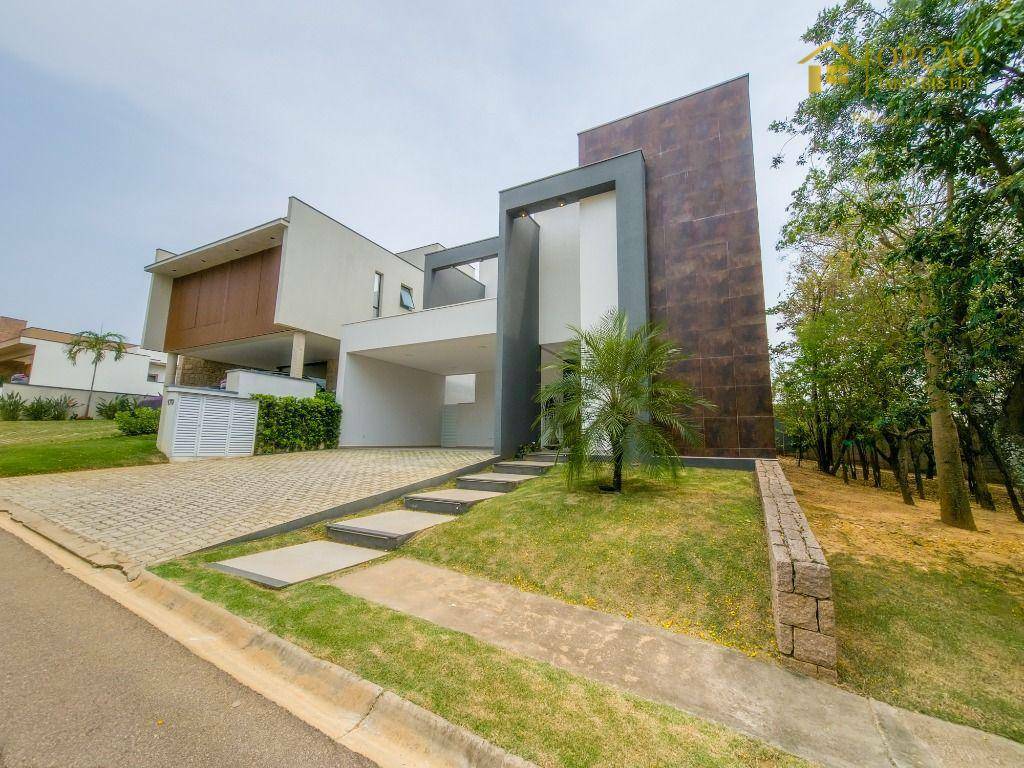 Casa de Condomínio à venda com 3 quartos, 304m² - Foto 3