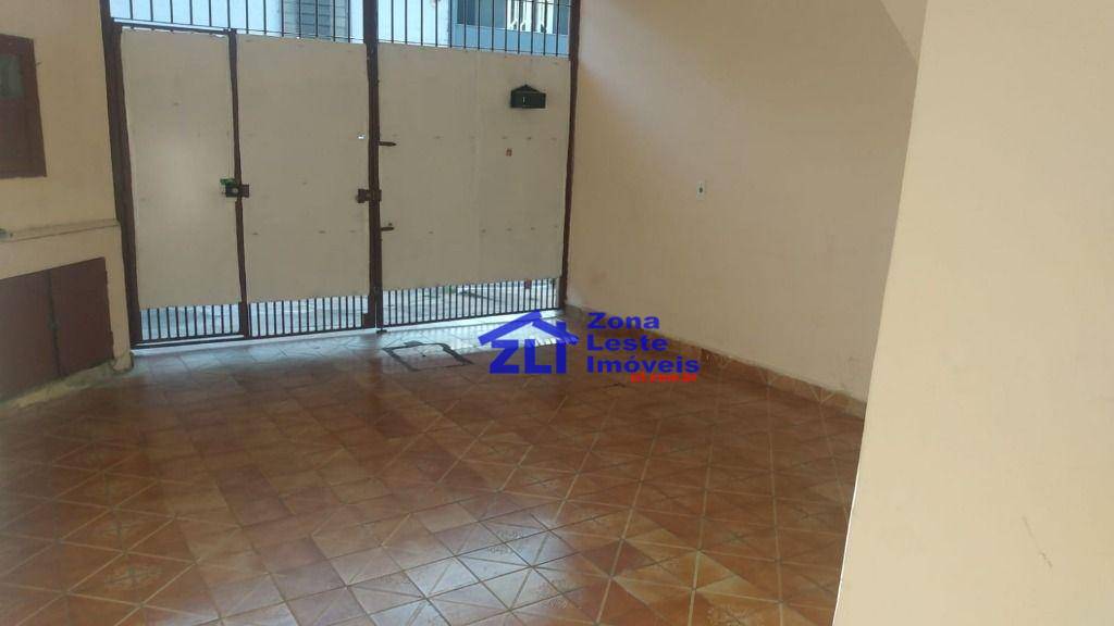 Sobrado à venda com 4 quartos, 120m² - Foto 2