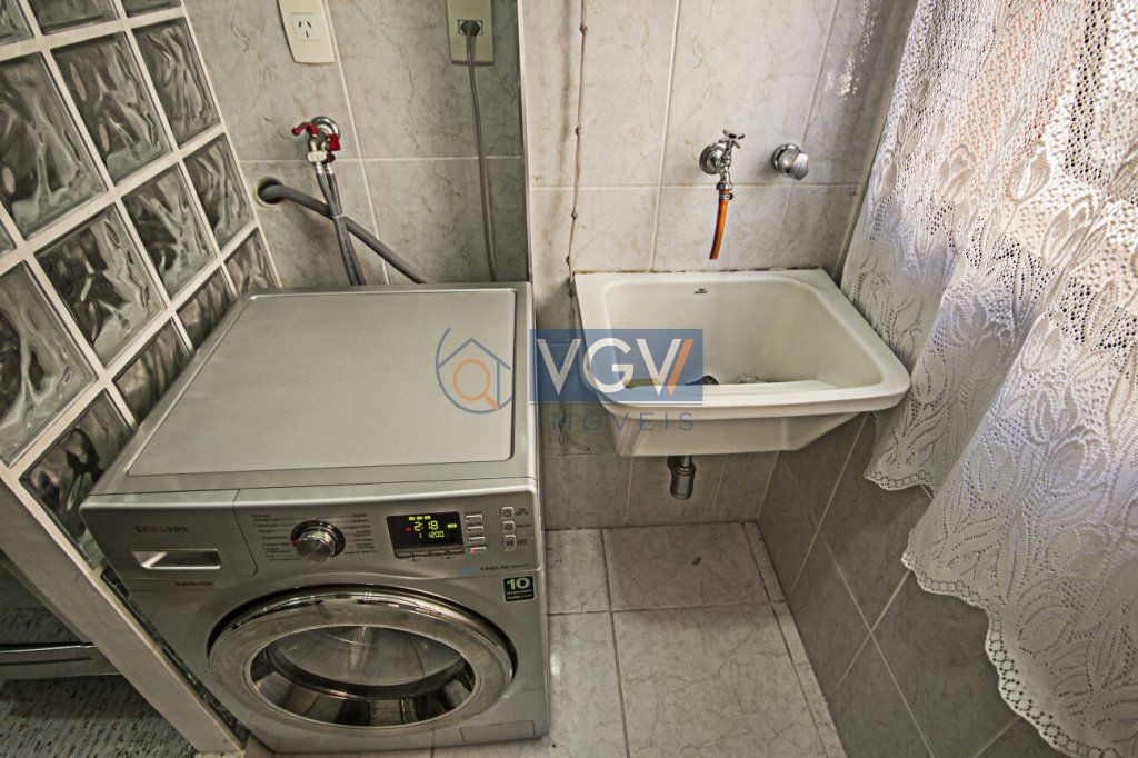 Apartamento à venda com 2 quartos, 56m² - Foto 4