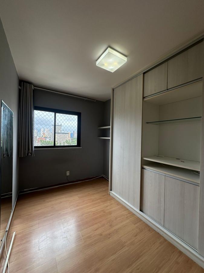 Apartamento à venda com 2 quartos, 70m² - Foto 6