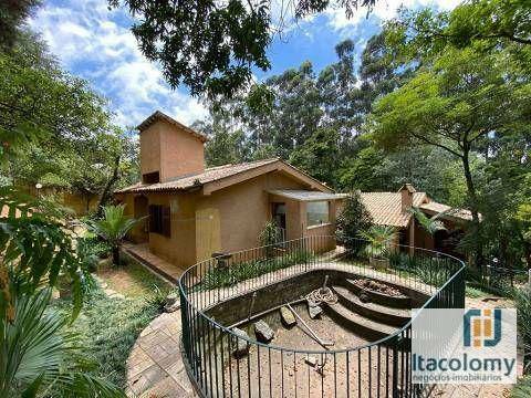 Casa de Condomínio à venda com 4 quartos, 570m² - Foto 1