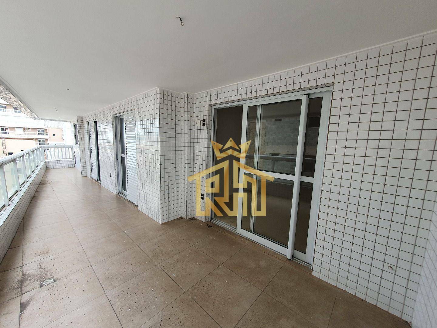 Apartamento à venda com 3 quartos, 138m² - Foto 3