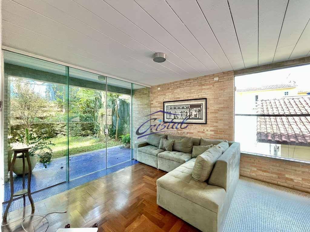 Casa de Condomínio para alugar com 4 quartos, 350m² - Foto 20