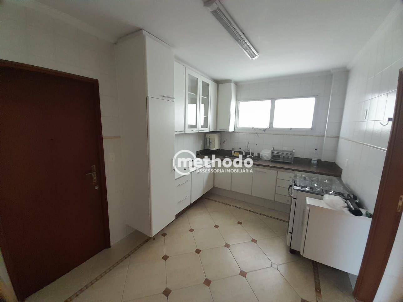 Apartamento à venda com 3 quartos, 140m² - Foto 9