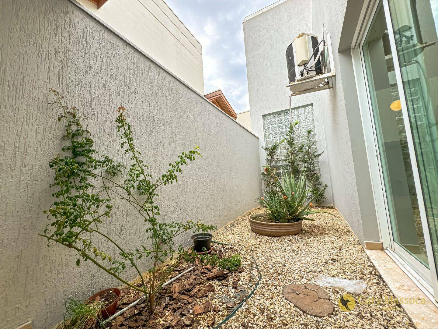 Casa à venda e aluguel com 3 quartos, 208m² - Foto 61