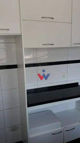 Apartamento à venda com 3 quartos, 50m² - Foto 4