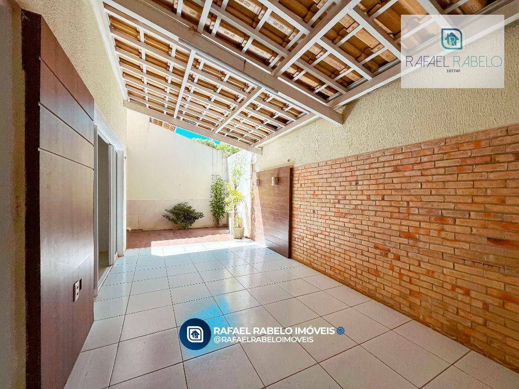 Casa de Condomínio à venda com 4 quartos, 196m² - Foto 9