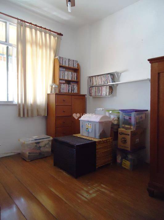 Apartamento à venda com 3 quartos, 90m² - Foto 3