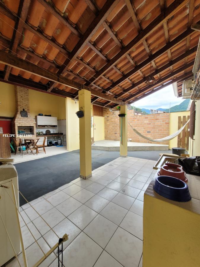 Casa à venda com 2 quartos, 164m² - Foto 27