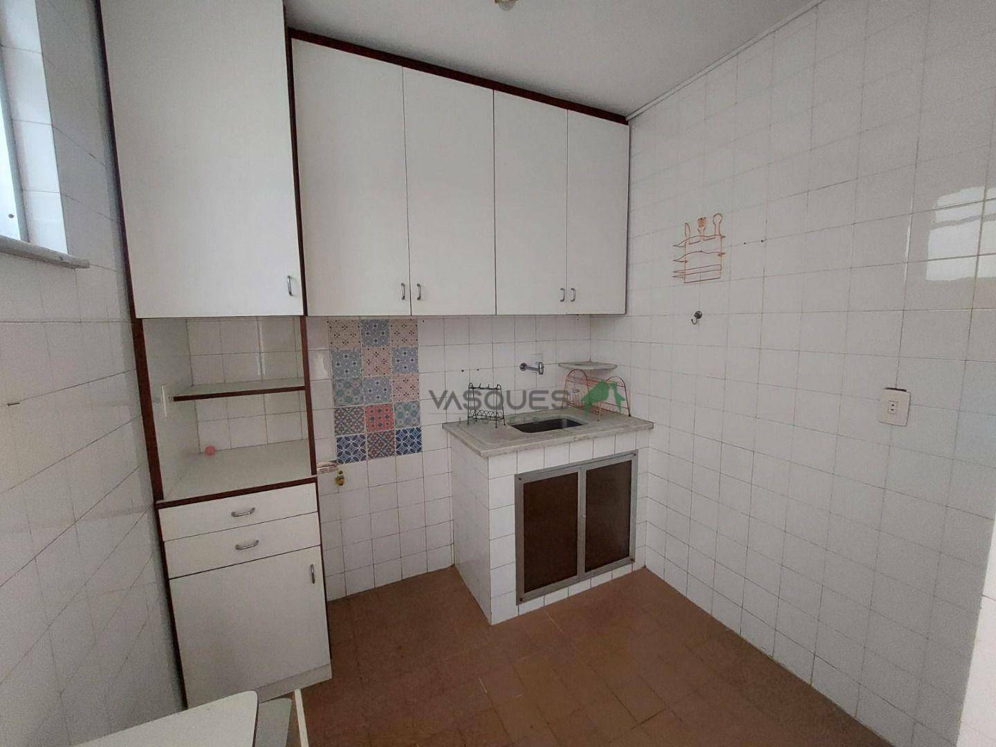 Apartamento para alugar com 1 quarto, 50m² - Foto 8