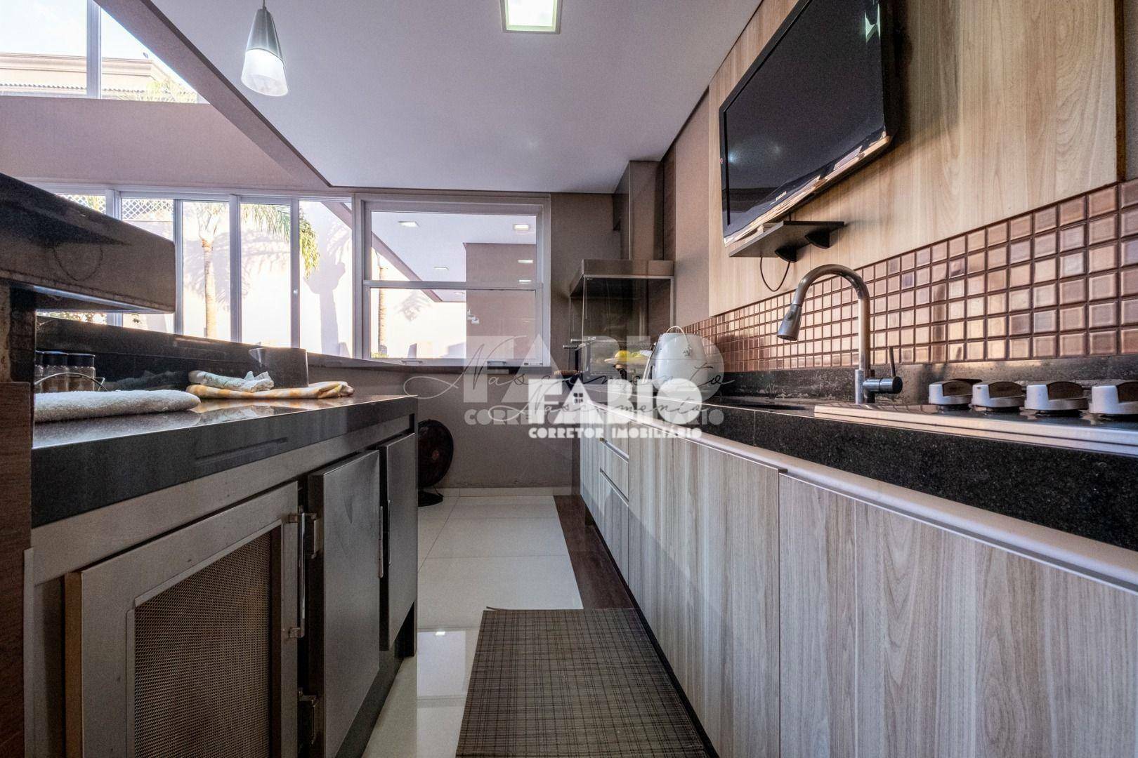 Casa de Condomínio à venda com 4 quartos, 450m² - Foto 19