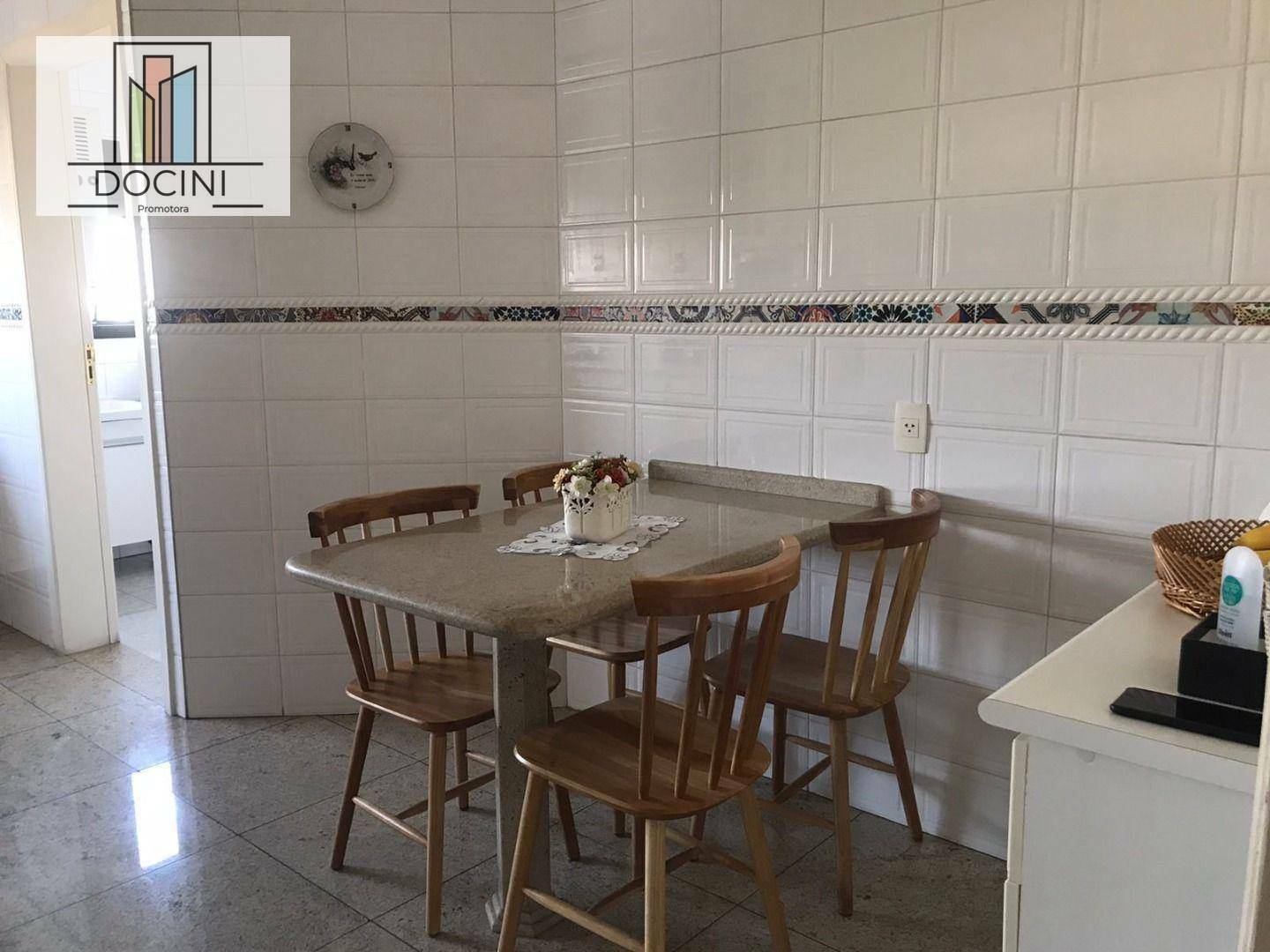 Apartamento à venda com 3 quartos, 122m² - Foto 32