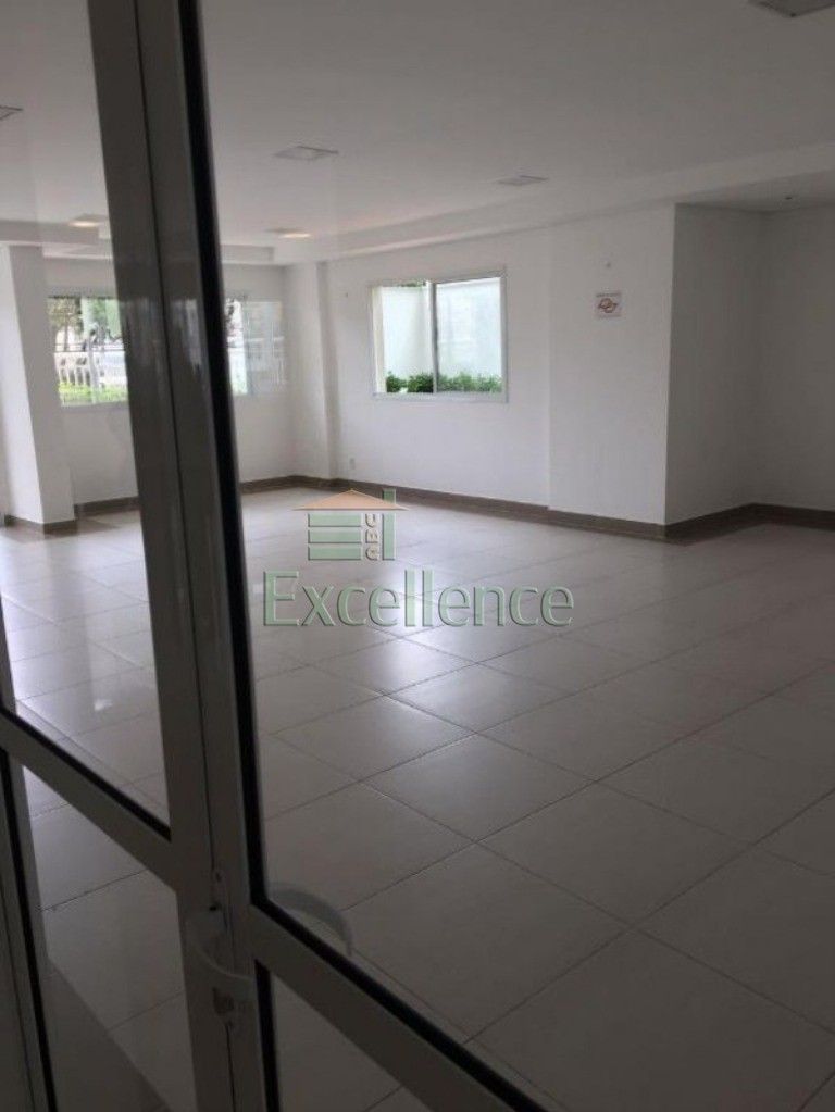 Apartamento para alugar com 3 quartos, 82m² - Foto 13