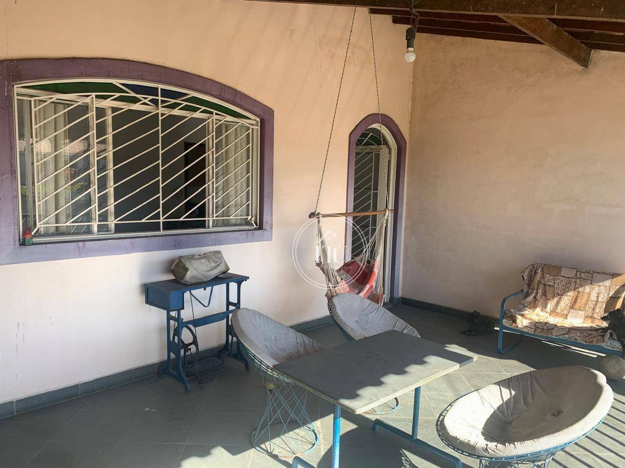 Casa à venda com 2 quartos, 200m² - Foto 14