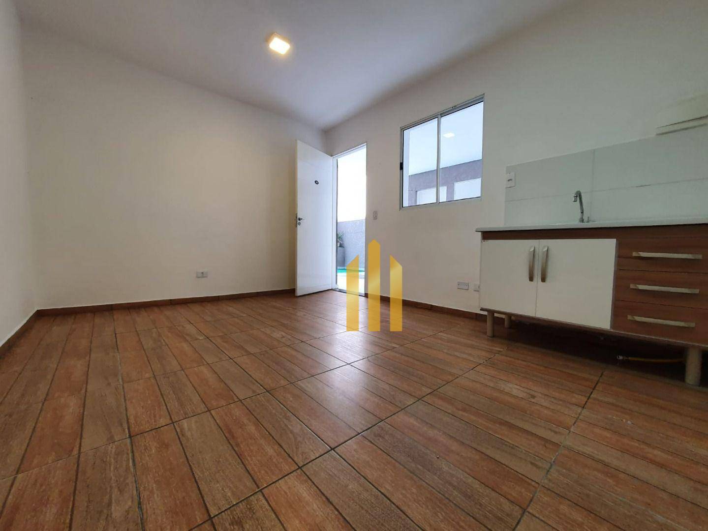 Apartamento para alugar com 2 quartos, 40m² - Foto 3