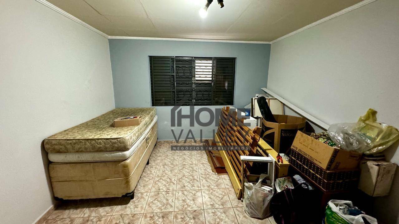 Casa à venda com 3 quartos, 180m² - Foto 14