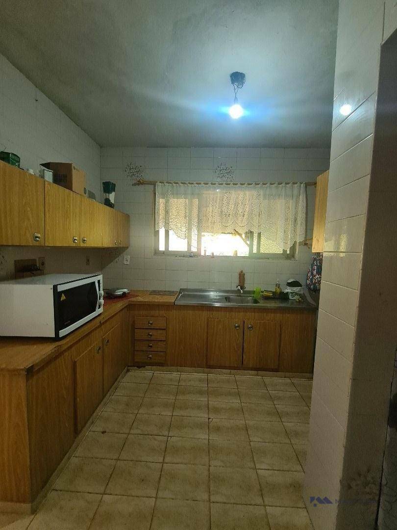 Casa à venda com 3 quartos, 140m² - Foto 8