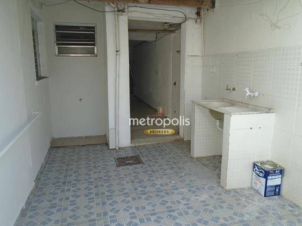 Casa à venda com 2 quartos, 180m² - Foto 9