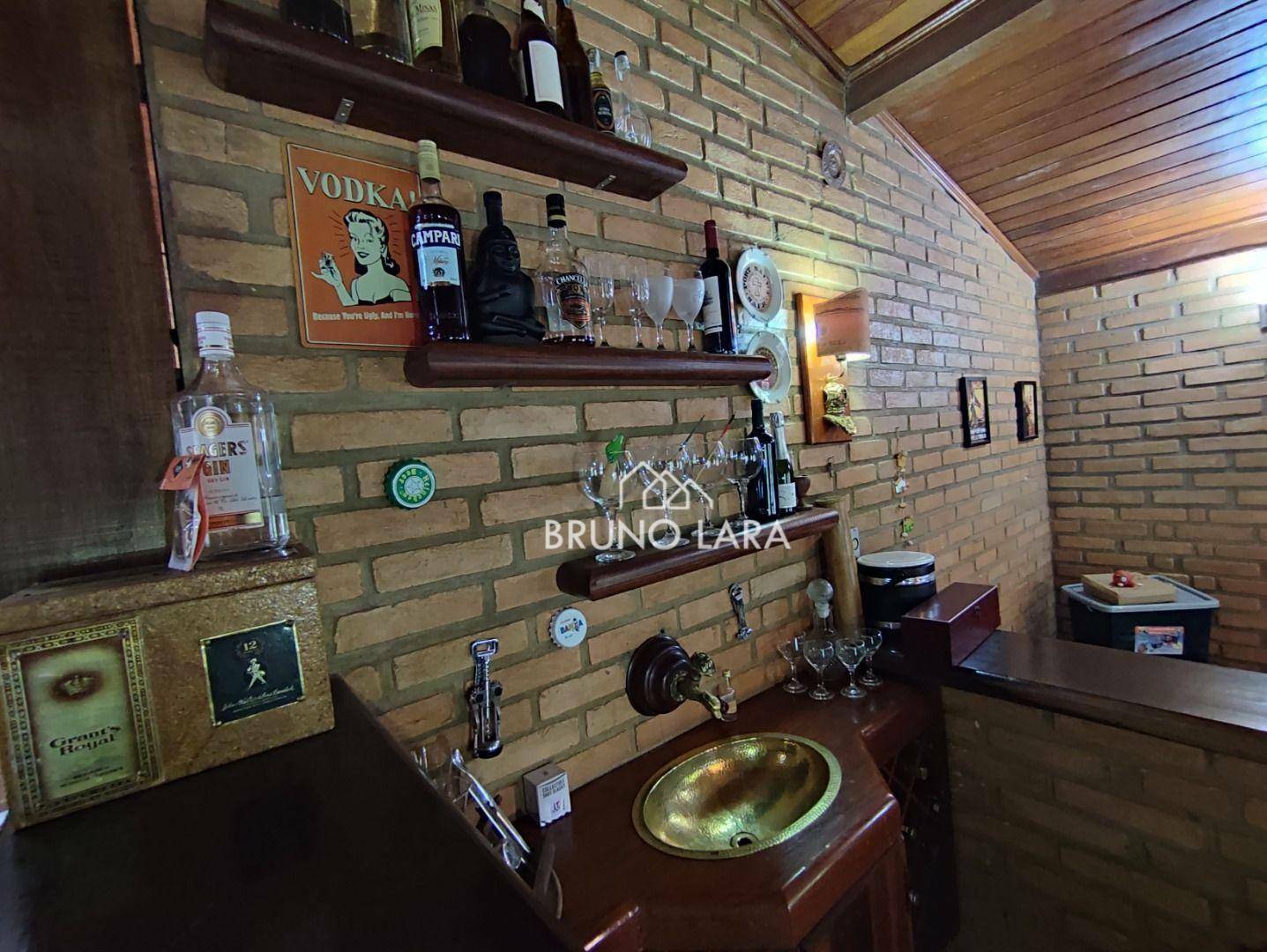 Casa de Condomínio à venda com 3 quartos, 250m² - Foto 15