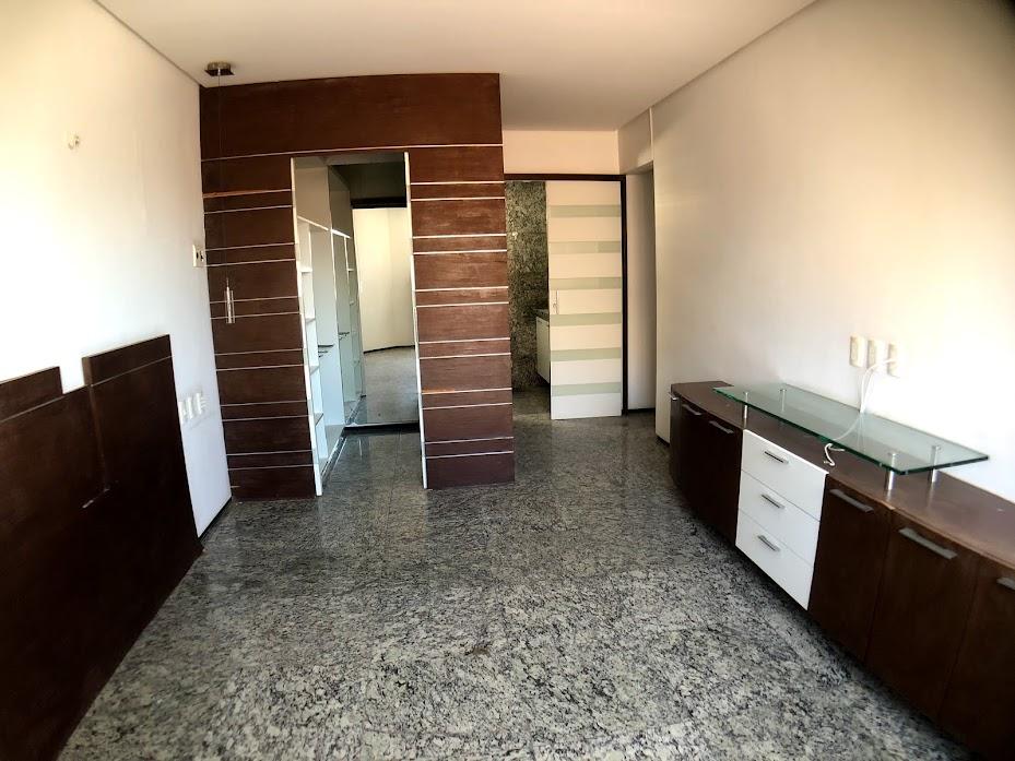 Apartamento à venda com 3 quartos, 153m² - Foto 15