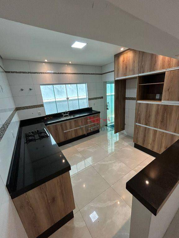 Casa, 3 quartos, 149 m² - Foto 1