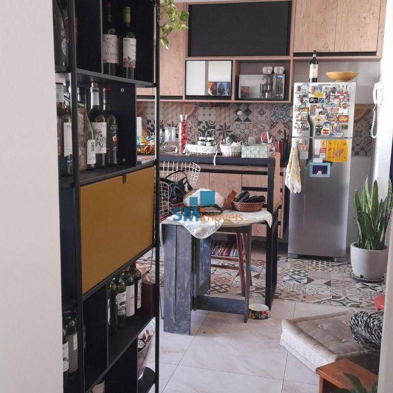 Apartamento à venda com 2 quartos, 70m² - Foto 18