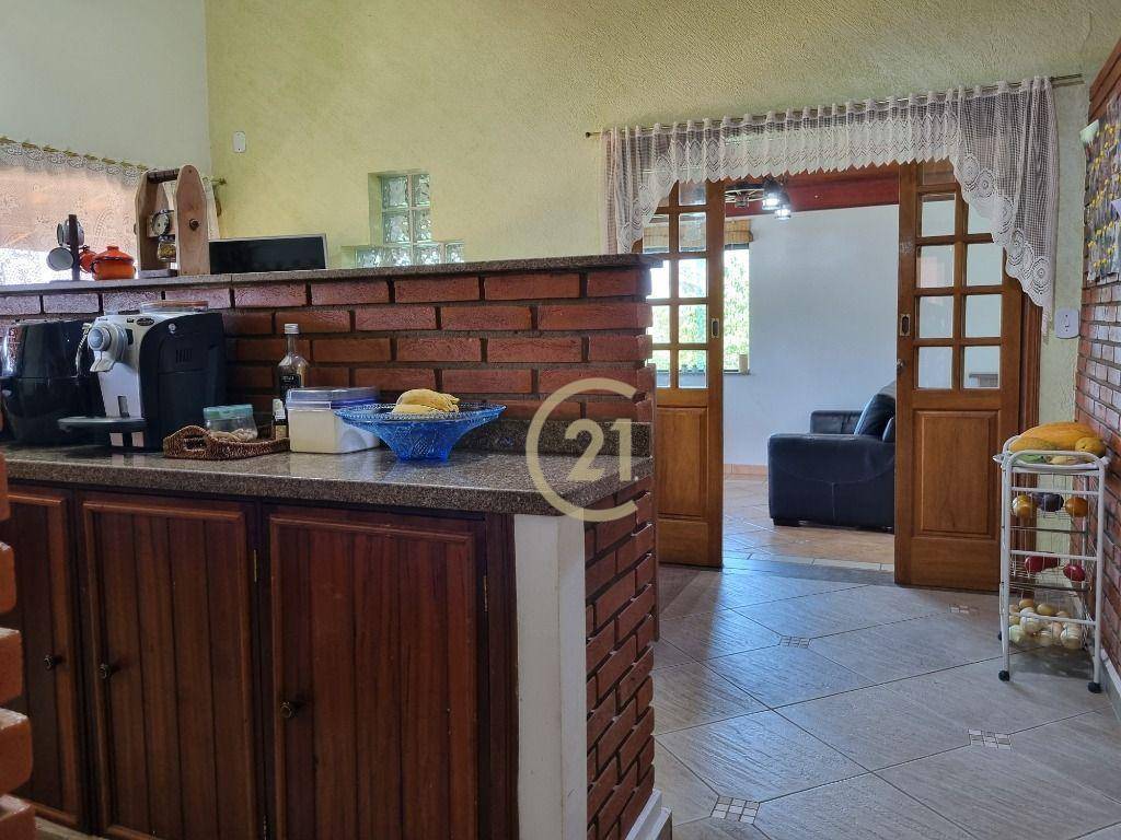 Chácara à venda com 3 quartos, 277m² - Foto 23