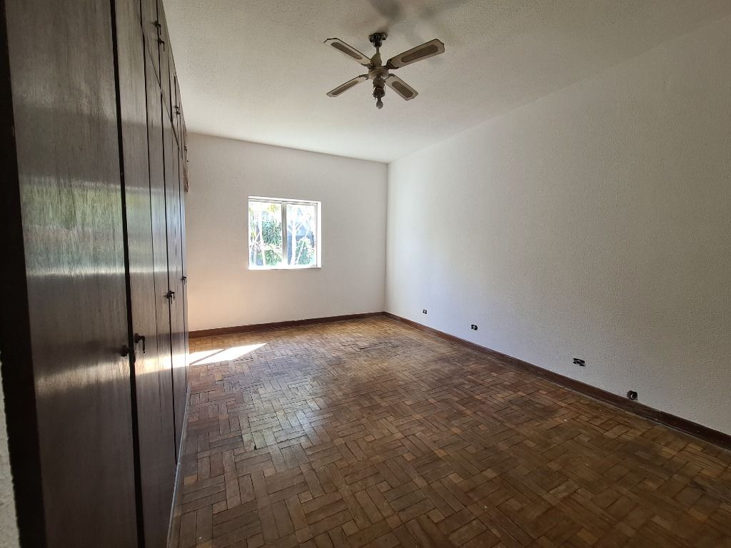 Casa à venda com 3 quartos, 800m² - Foto 29