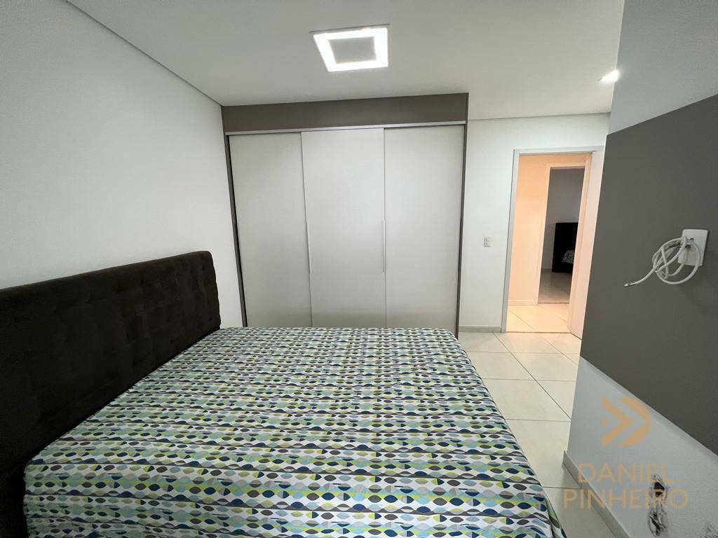 Apartamento à venda com 3 quartos, 152m² - Foto 18