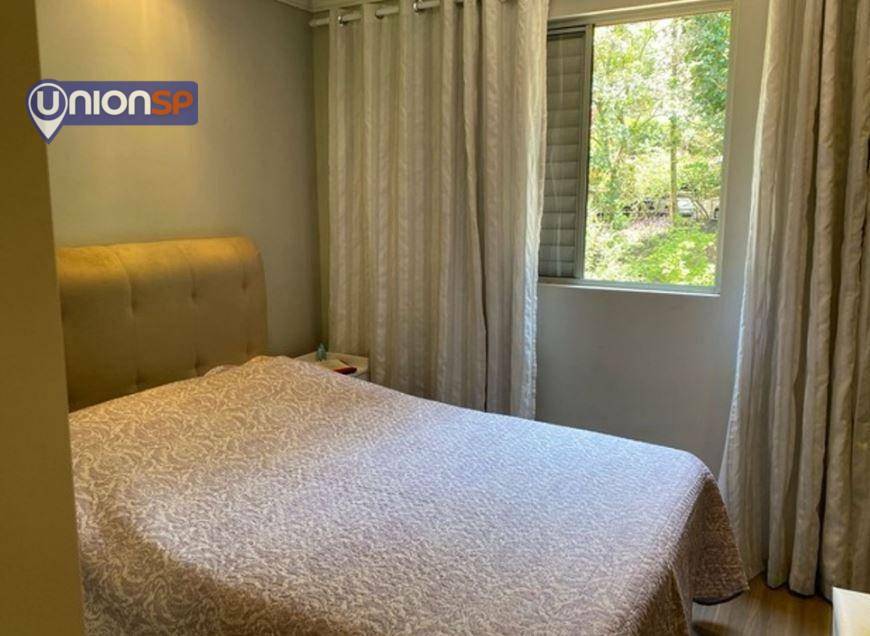 Apartamento à venda com 3 quartos, 64m² - Foto 2