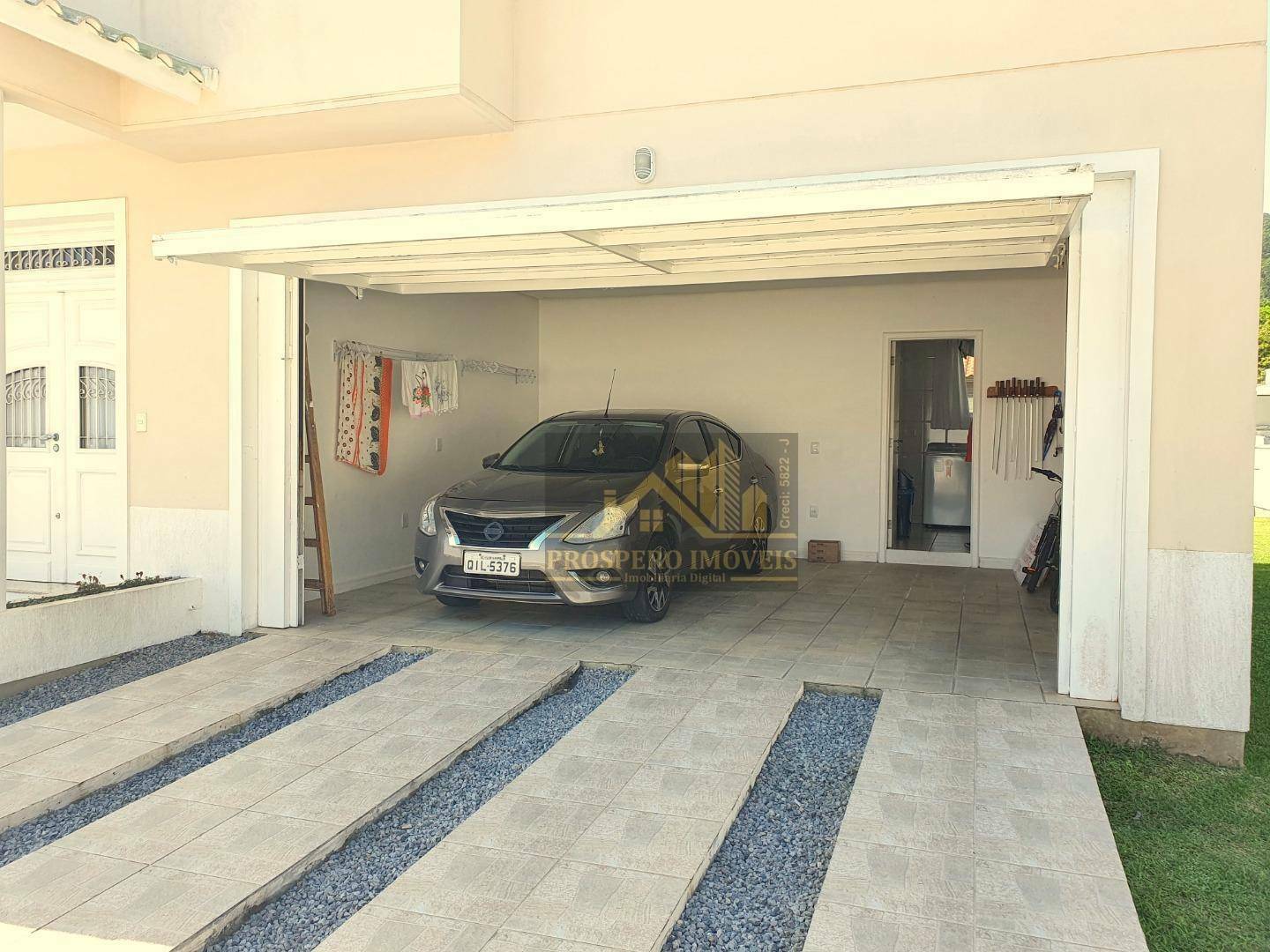 Casa à venda e aluguel com 5 quartos, 304m² - Foto 5