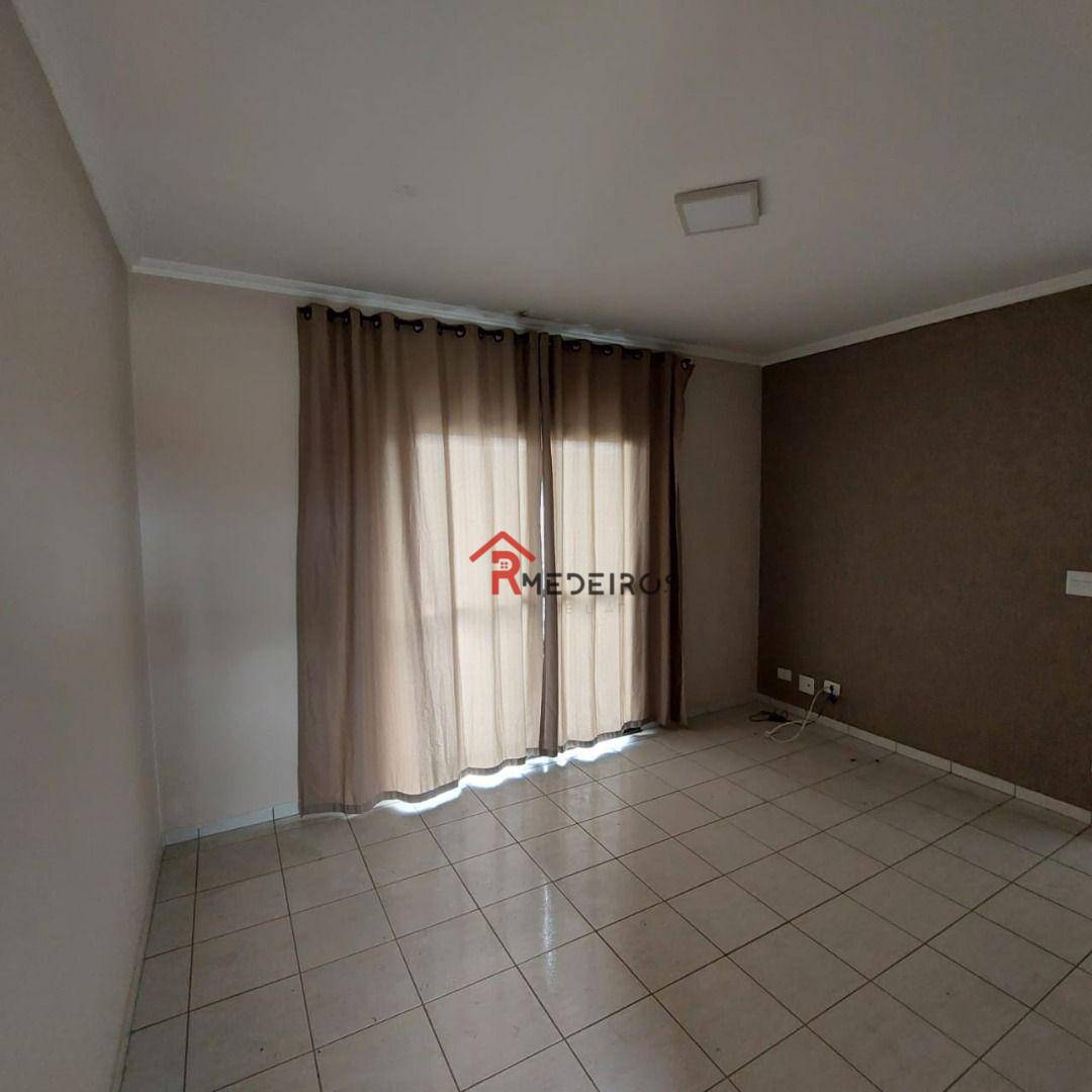 Apartamento à venda com 2 quartos, 67m² - Foto 7