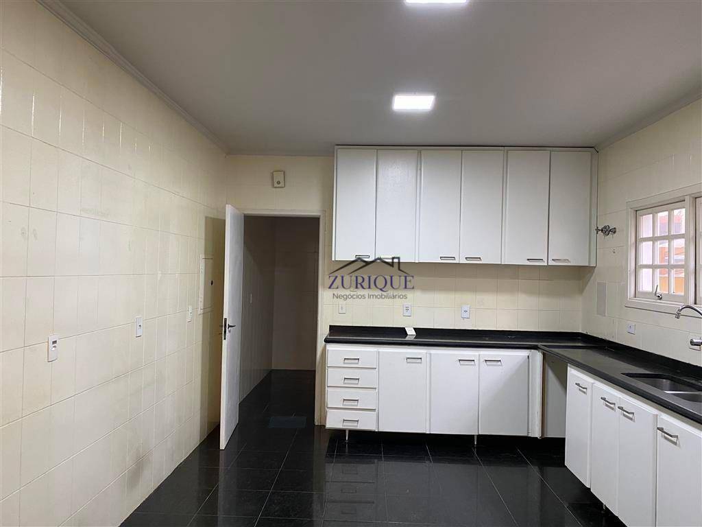 Sobrado para alugar com 4 quartos, 395m² - Foto 7