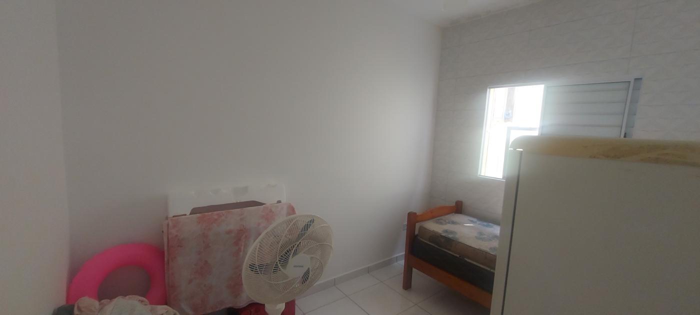 Casa à venda com 2 quartos, 55m² - Foto 12