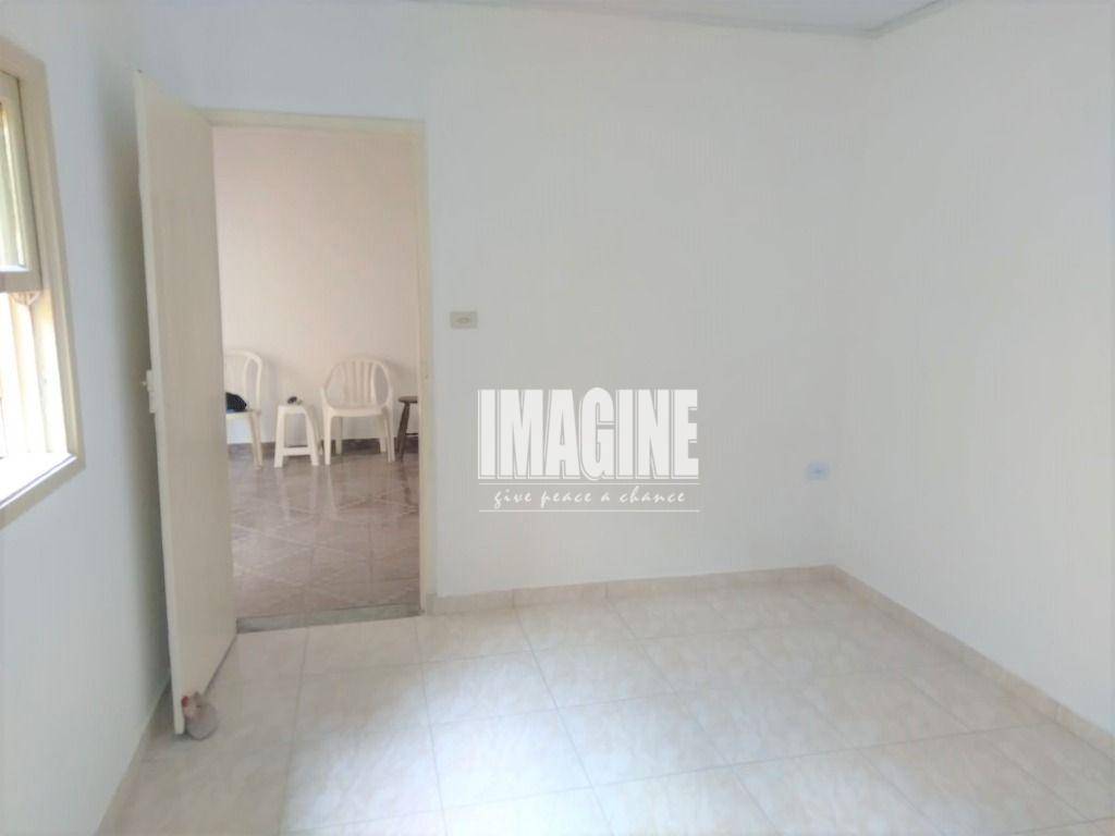 Casa à venda com 2 quartos, 195m² - Foto 6