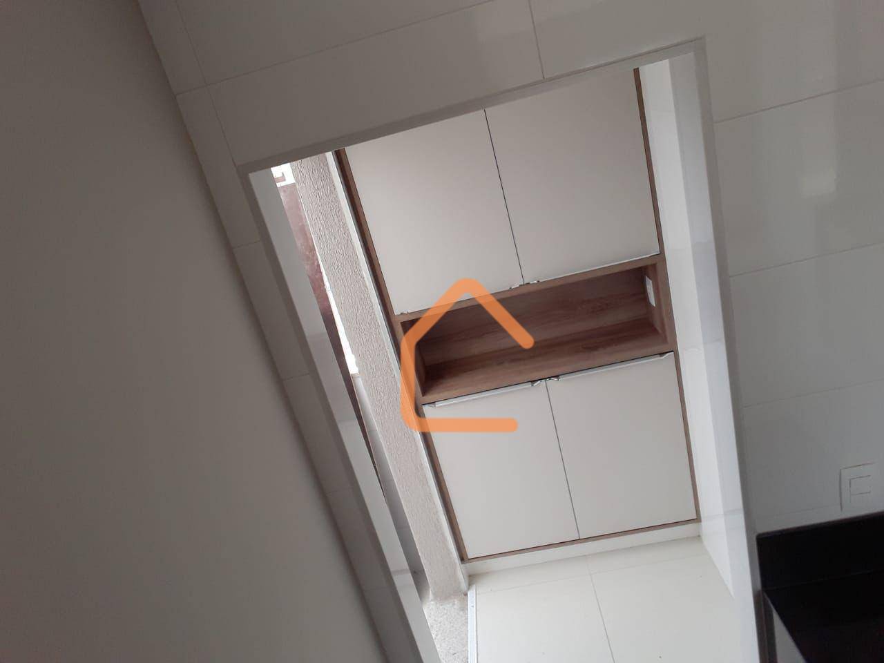 Apartamento à venda com 4 quartos, 200m² - Foto 9