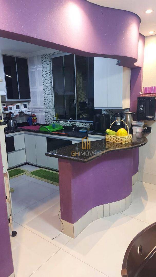 Casa à venda com 3 quartos, 180m² - Foto 2