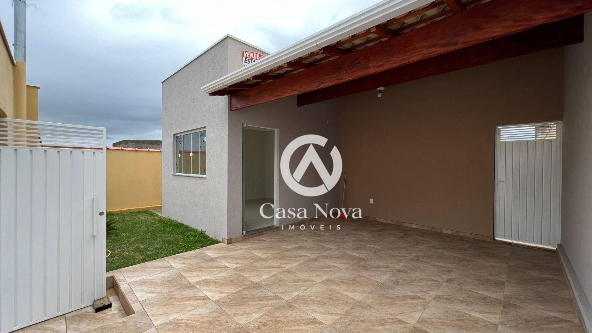 Casa à venda com 3 quartos, 100m² - Foto 2