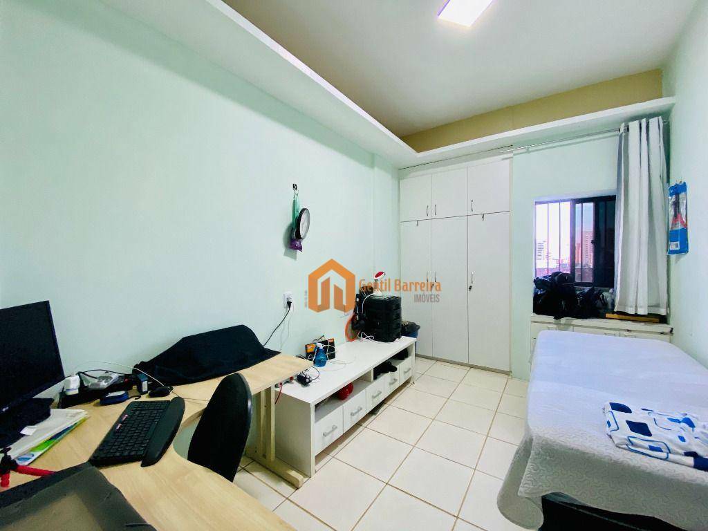 Apartamento à venda com 3 quartos, 122m² - Foto 17