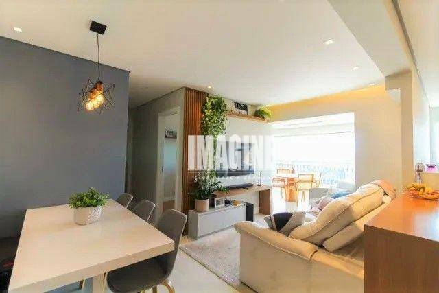 Apartamento à venda com 2 quartos, 67m² - Foto 1