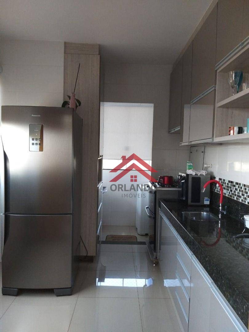 Apartamento à venda com 3 quartos, 87m² - Foto 3