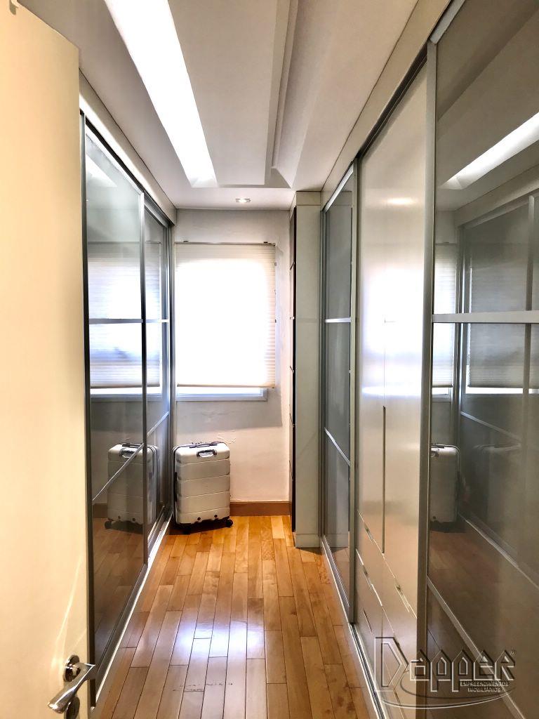 Apartamento à venda com 3 quartos, 229m² - Foto 13