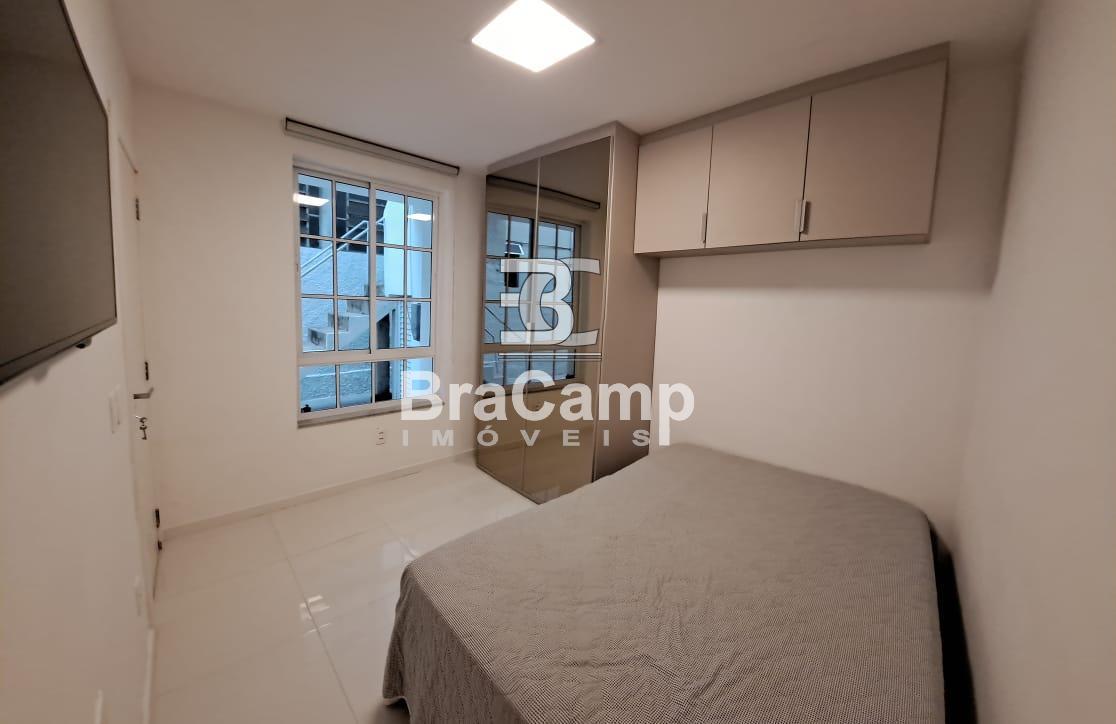 Casa à venda com 2 quartos, 65m² - Foto 5