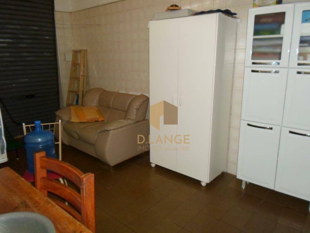 Casa à venda com 2 quartos, 180m² - Foto 18