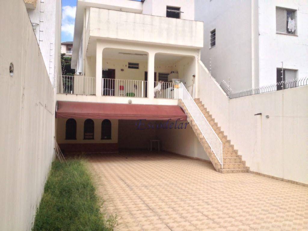 Sobrado à venda com 4 quartos, 251m² - Foto 1