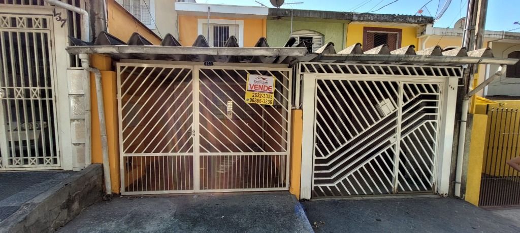 Sobrado à venda com 2 quartos, 120m² - Foto 1