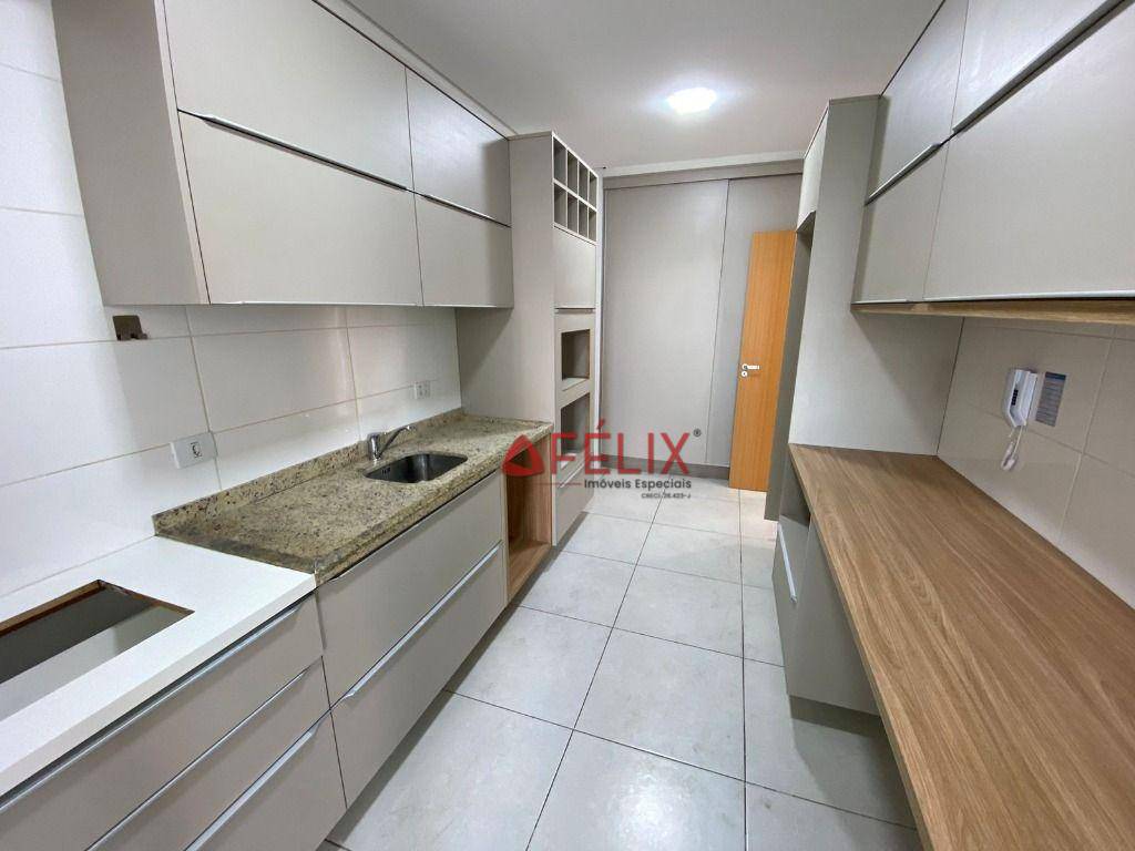 Apartamento à venda com 3 quartos, 155m² - Foto 7