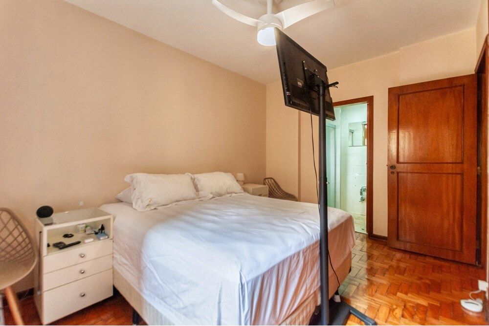 Apartamento à venda com 3 quartos, 125m² - Foto 11