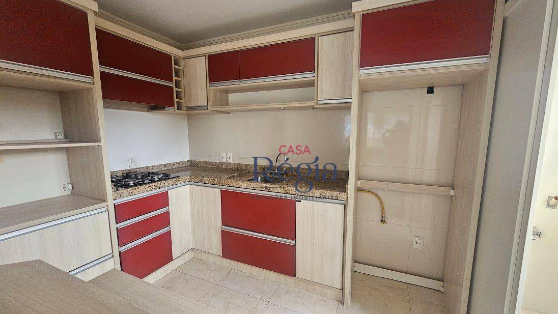 Apartamento para alugar com 2 quartos, 106m² - Foto 2