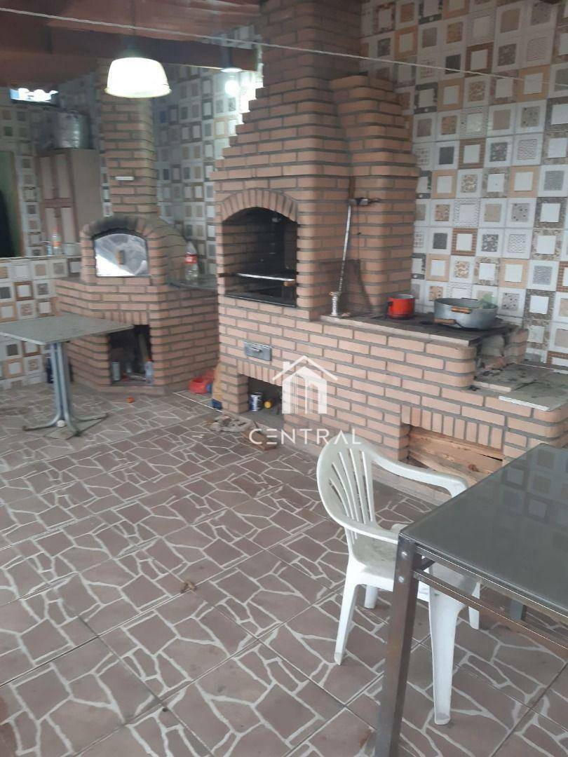 Sobrado à venda com 5 quartos, 200m² - Foto 15